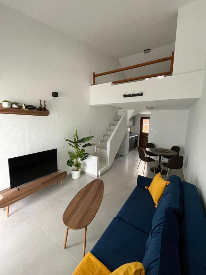 Sea View Loft Apartment Nea Roda Exterior foto