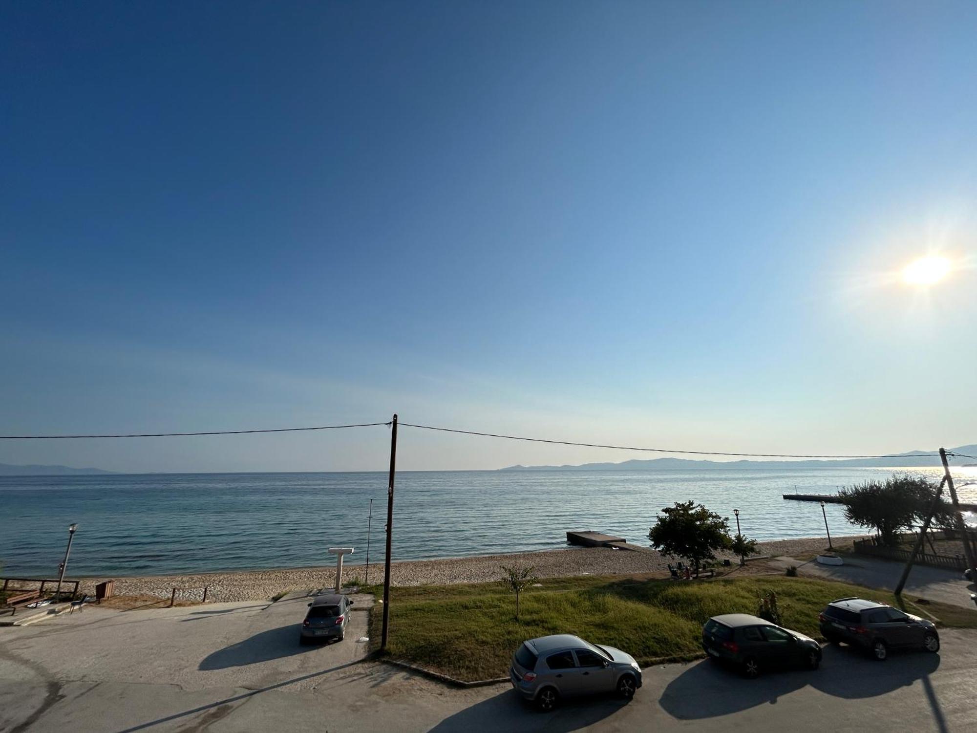 Sea View Loft Apartment Nea Roda Exterior foto
